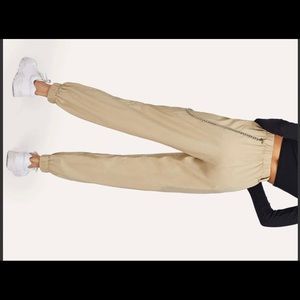 Chain Detail Elastic Waist Pants